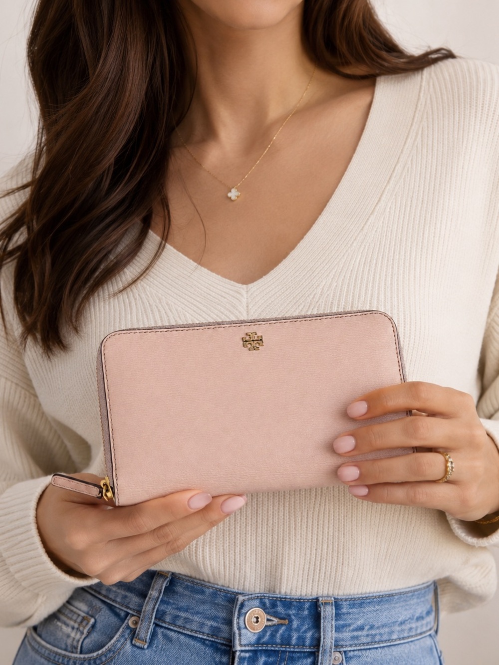 Tory Burch Robinson Zip Continental Wallet GUC